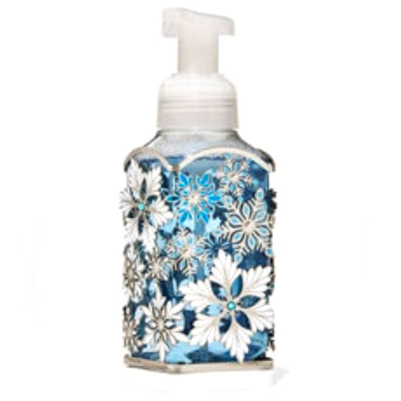 Bath & Body Works Bath & Body Sparkly Snowflakes Gentle Foaming